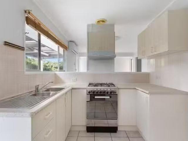 Cozy 11 Kanturk Street, Ferny Grove, QLD 4055