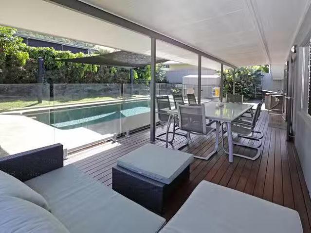 Cheap 11 Ponticello Street, Whitfield, QLD 4870