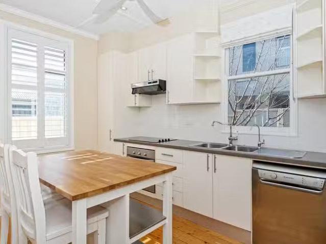 Cozy 11 Reid Street, Seacombe Gardens, SA 5047