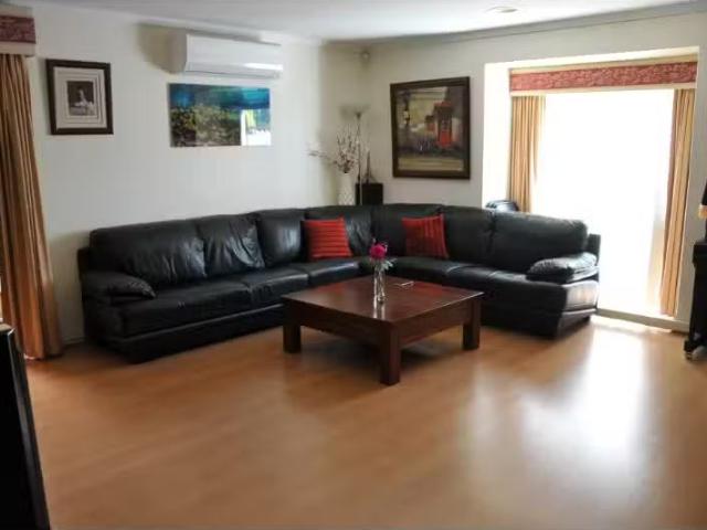 Just in! 11 Rodondo Place, SHELLEY House for rent Listed by F.