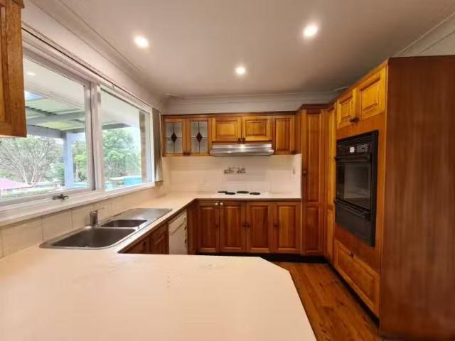 Deal! 11 Southey Street, MITTAGONG House for rent Listed by R.