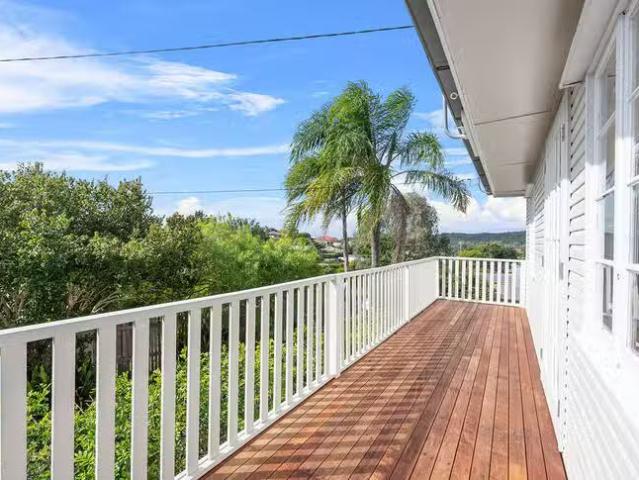 Just in! 11 Wilkinson Street, Carina Heights, QLD 4152