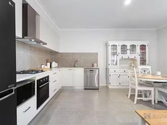 For Rent! 11A Meikle Street, Maddingley, VIC 3340