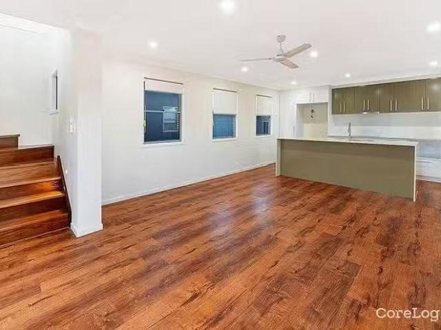 For Rent! 1/20 Anzac Road, Carina Heights, QLD 4152