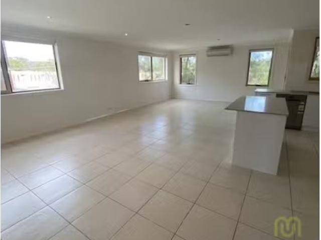 Nice 12/17 Bowman Street, Macquarie Apartment for rent Listed.