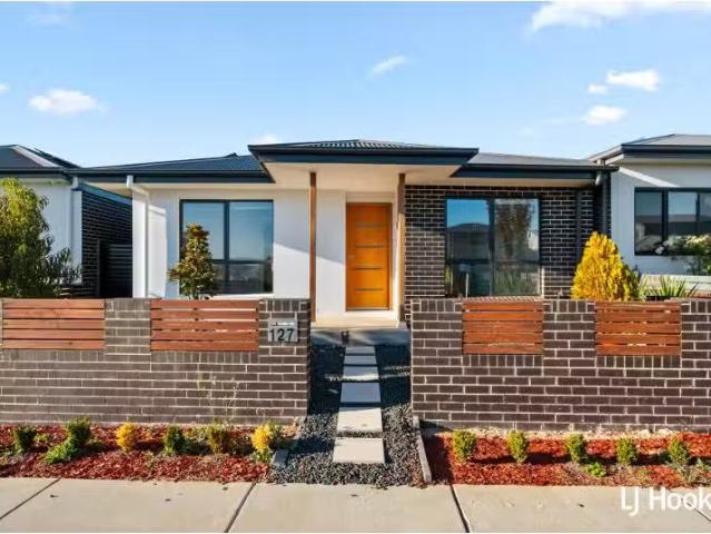 Rental! 127 Lionel Rose Street, STRATHNAIRN House for rent Li.