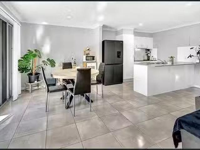 Just in! 1/24 Brookfield Street, Pimpama, QLD 4209