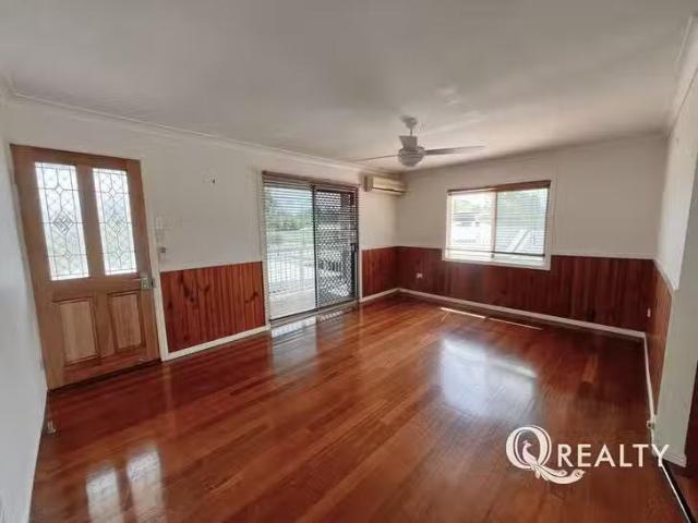 Rental! 125 First Avenue, Marsden, QLD 4132