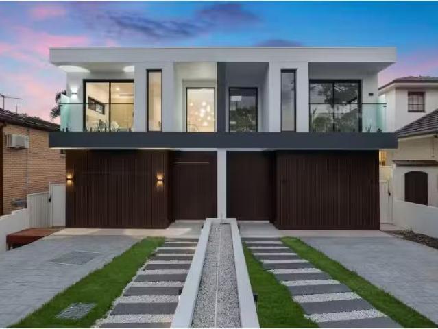 Just in! 125A Park Road, Kogarah Bay Townhouse for rent Liste.