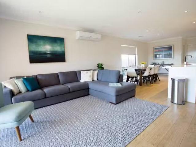 Unique 12 birdle Crescent, Point Lonsdale VIC 3225 House For.