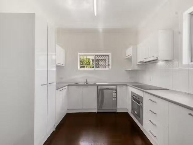 Cheap 12 Guthrie Street, Paddington, QLD 4064
