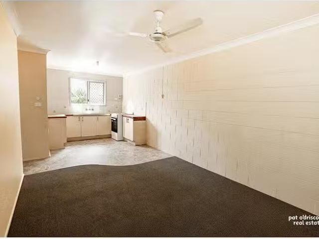 New 1/2 Hinton Street, Koongal, QLD 4701