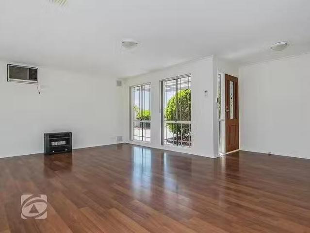 Cozy 12 Padilla Street, Paralowie, SA 5108