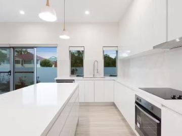 Rental! 1/2 Prince Street, Annerley Townhouse for rent Listed.
