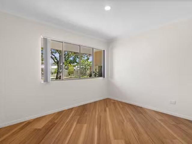 Charming 1/2 Sunseeker Close, Noosaville, QLD 4566