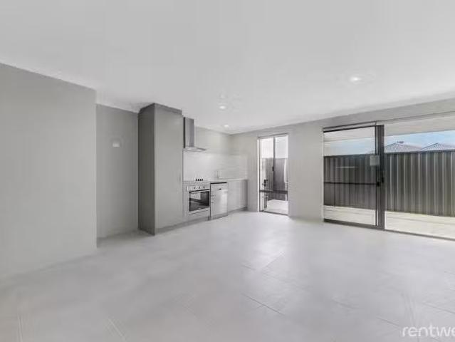 Rental! 12 Spectrum Street, Eglinton, WA 6034