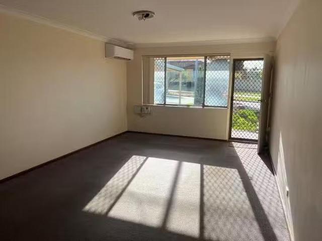 Deal! 12A Thomas Avenue, Geraldton, WA 6530