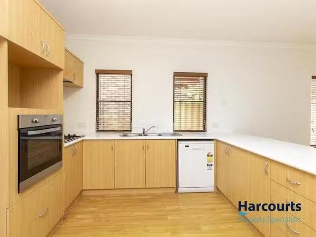 For Rent! 12A Pepler Avenue, Salter Point, WA 6152