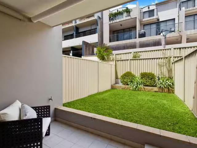 Cozy 13/3 11 Briggs Street, Camperdown, NSW 2050