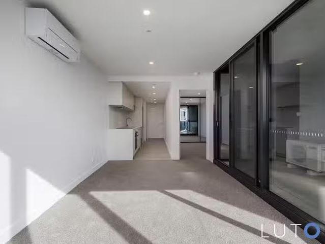 Cheap 1304/6 Furzer Street, Phillip, ACT 2606