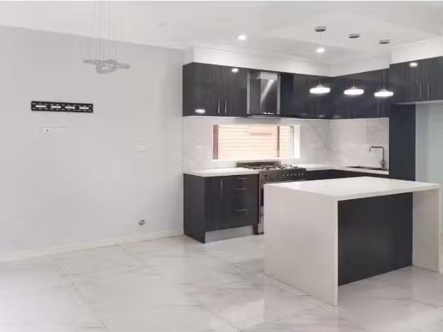 Cozy 130A St Clair Avenue, ST CLAIR House for rent Listed by.