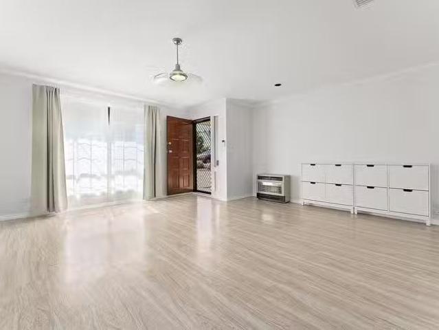 Just in! 1/325 Wright Road, Valley View, SA 5093