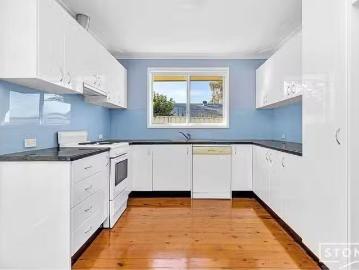 Kirkstall, Woolsthorpe - Parking, Equipped kitchen