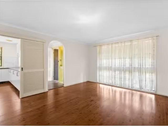 Charming 134 St Clair Avenue, St Clair House for rent Listed.