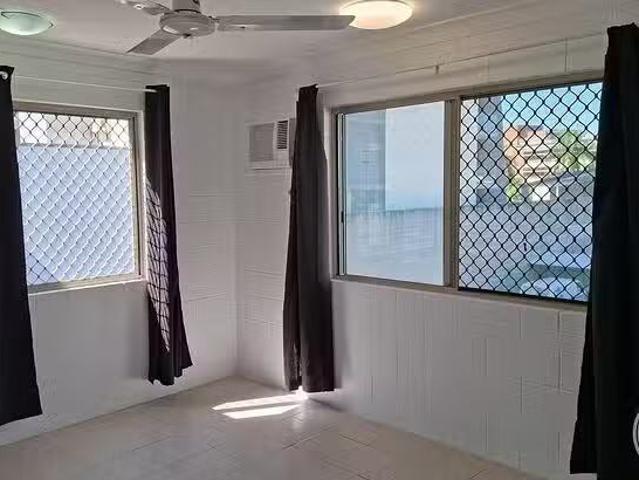 Cheap 1/350 358 Sturt Street, Townsville City, QLD 4810