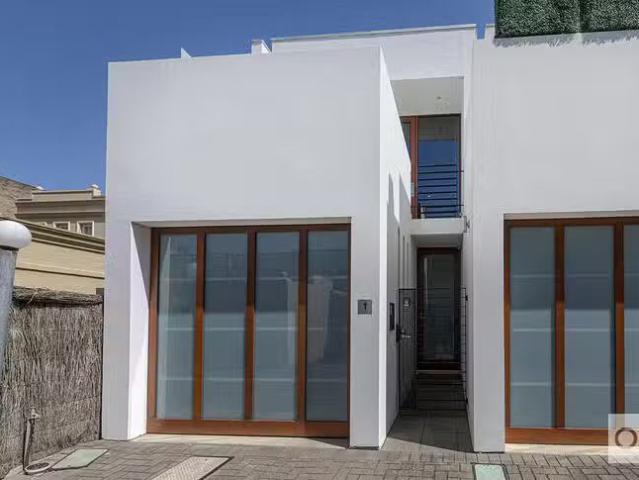 Just in! 1/369 Angas Street, Adelaide, SA 5000