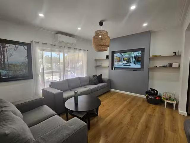 Just in! 1/39 Davies Street, Hadfield VIC 3046