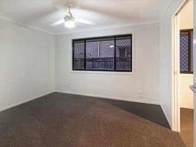 Nice 13 Moorhen Street, Coomera, QLD 4209