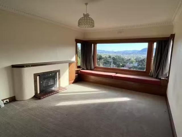 For Rent! 1/3 Montagu Street, Mount Stuart, TAS 7000