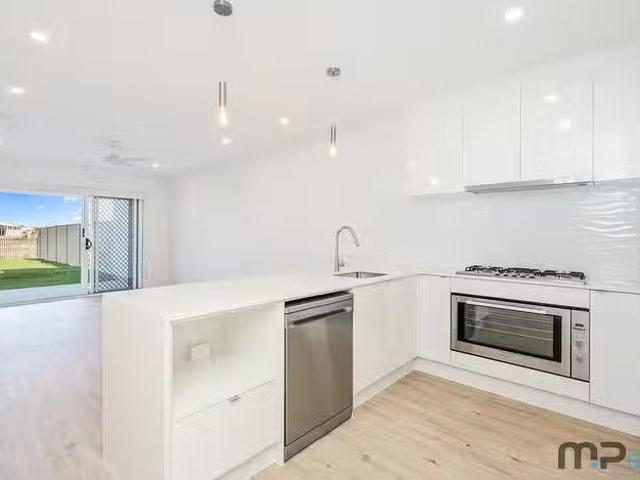 Just in! 1/3 North Lakes Circuit, Burrum Heads, QLD 4659