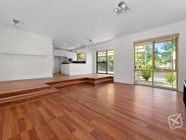 Cheap 13 Buckley Crescent, Fairview Park, SA 5126