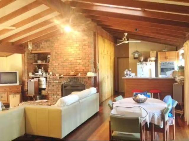 Nice 13 Bianca Close, GLENREAGH House for rent Listed by Nica.