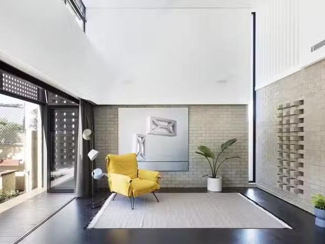 Cozy 1/3 Blinco Street, Fremantle, WA 6160