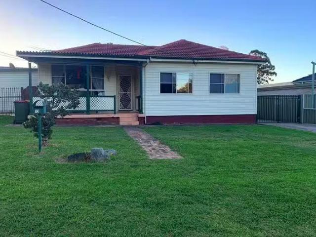 Cozy 13 Josephine Street, Merrylands West, NSW 2160
