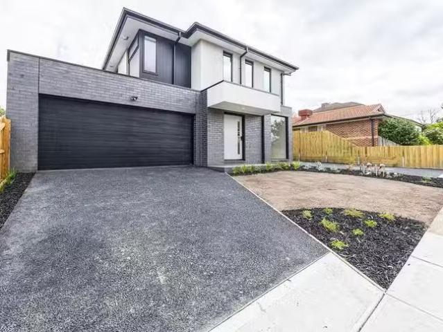 Just in! 13 Peters Street, Watsonia, VIC 3087