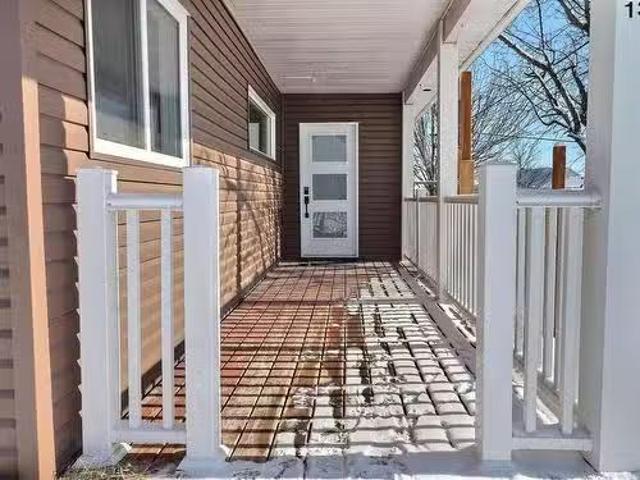 Rental! 13 Rue St Albert, Gatineau Masson Angers, QC, J8M 1C.