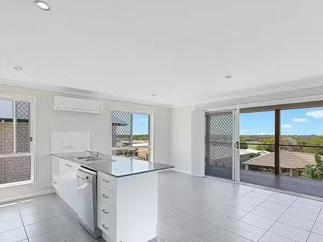 New 13 Steel Street, Nikenbah, QLD 4655
