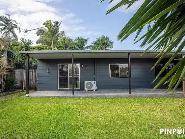 Charming 13 Stott Street, Bucasia, QLD 4750