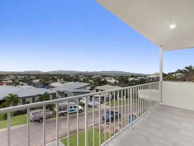 Cozy 13B Mont Blanc Place, Mount Louisa, QLD 4814