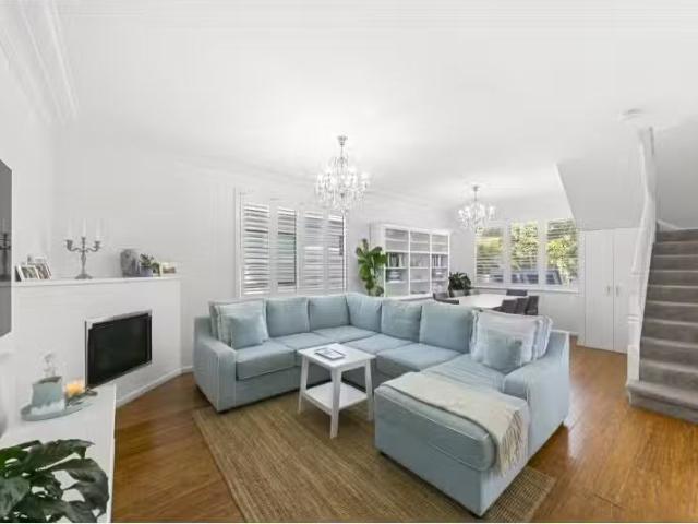 New 1 Cranbrook Street, Botany House for rent Listed by John.
