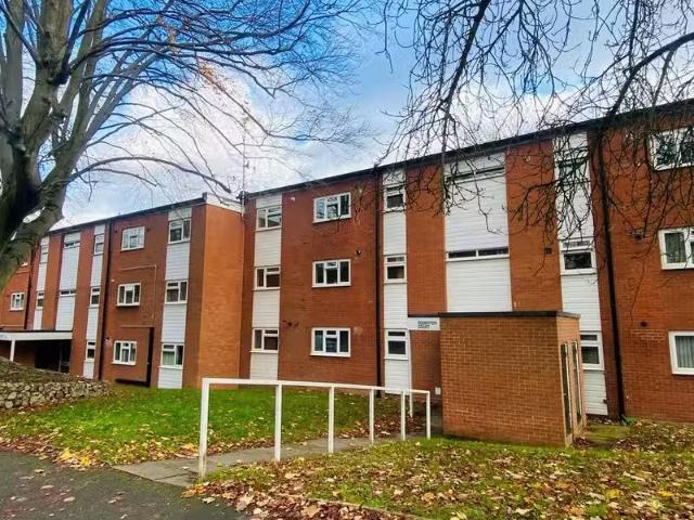 New 1 BA 3 bedroom apartment for rent in Egerton Court, 51 Wh.