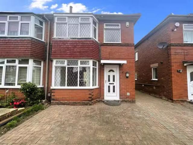 New 1 BA 3 bedroom semi detached house for rent in Drake Road.