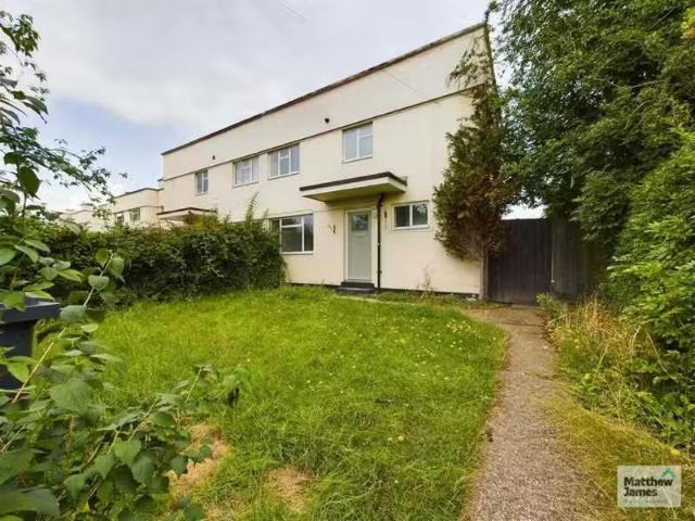 New 1 BA 3 bedroom semi detached house for rent in Silver Stre.