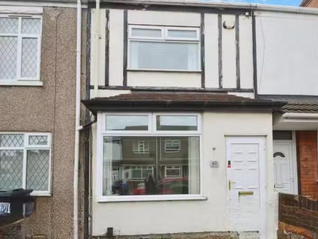 Cheap 1 BA 3 bedroom terraced house for rent in Bentley Street.