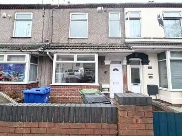 New 1 BA 3 bedroom terraced house for rent in Brereton Avenue.