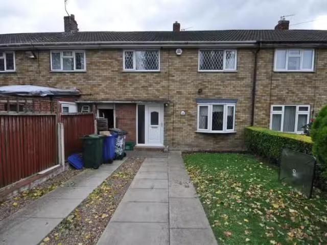 For Rent! 1 BA 3 bedroom terraced house for rent in Church Bal.